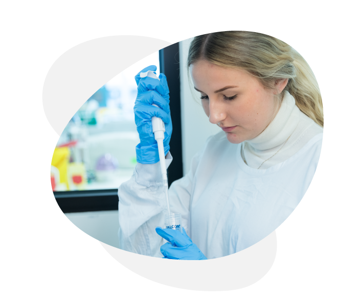 sca Josie pipetting light